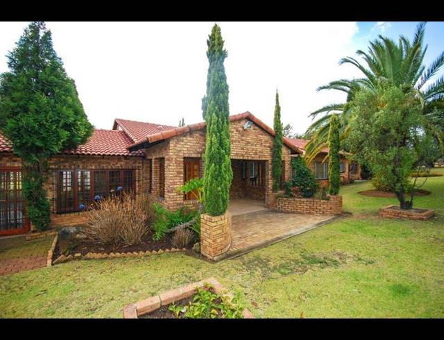 FARM FOR SALE IN NORTH RIDING